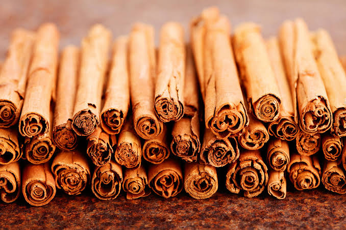 c5 special ceylon cinnamon bulk, true cinnamon quills exporter, low coumarin cinnamon supplier, cinnamomum verum quills 25kg